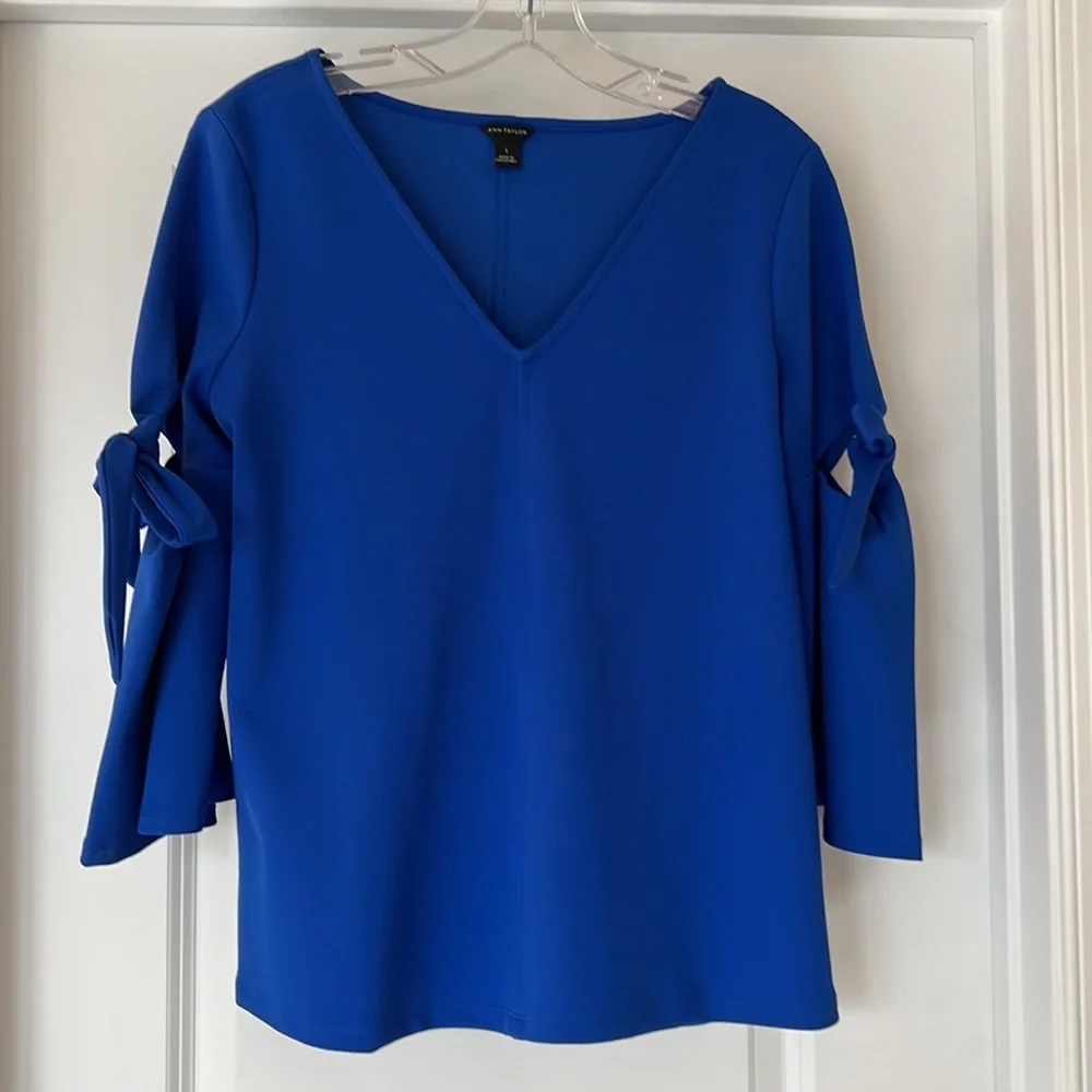 Ann Taylor Top - Picture 3 of 7